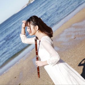 车里被䅤的最深的一天bl
